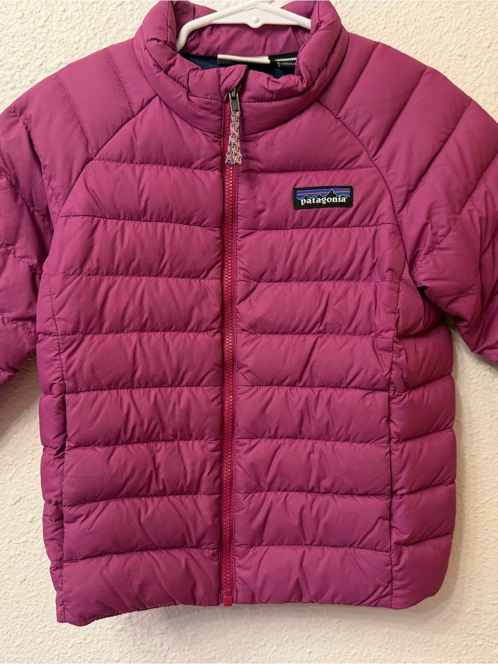 Patagonia Kids Jacket in Berry Pink
